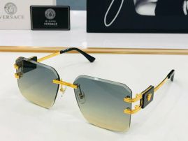 Picture of Versace Sunglasses _SKUfw55135797fw